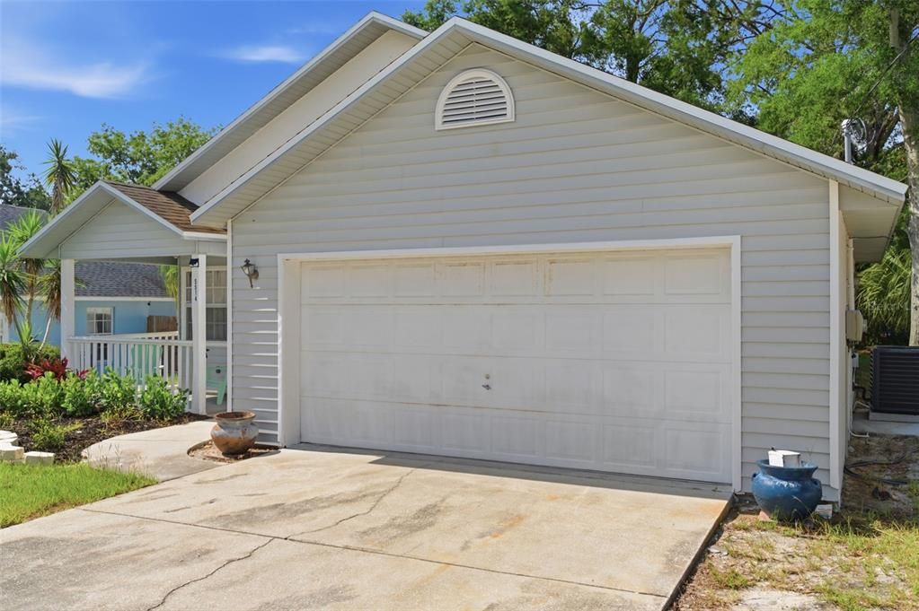 For Sale: $339,999 (3 beds, 2 baths, 1423 Square Feet)