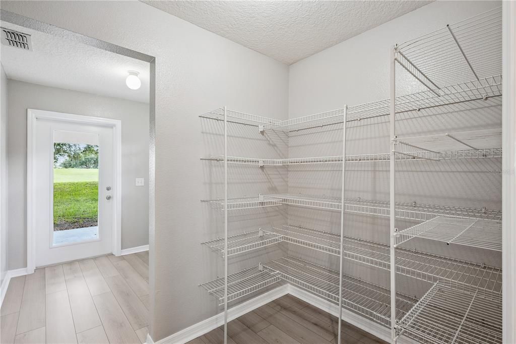 На продажу: $499,990 (4 спален, 3 ванн, 3029 Квадратных фут)