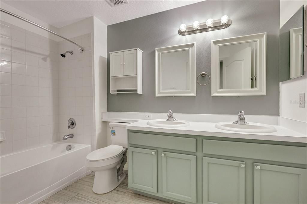 For Sale: $340,000 (4 beds, 2 baths, 1995 Square Feet)