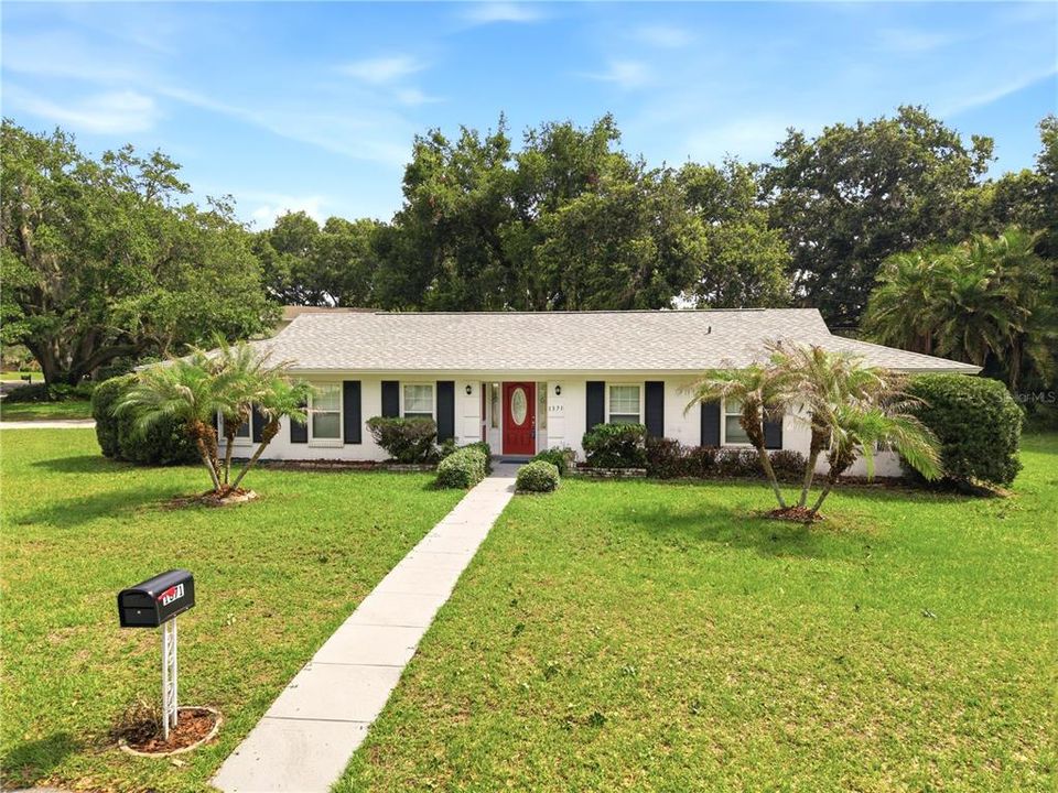 For Sale: $370,000 (4 beds, 2 baths, 1771 Square Feet)
