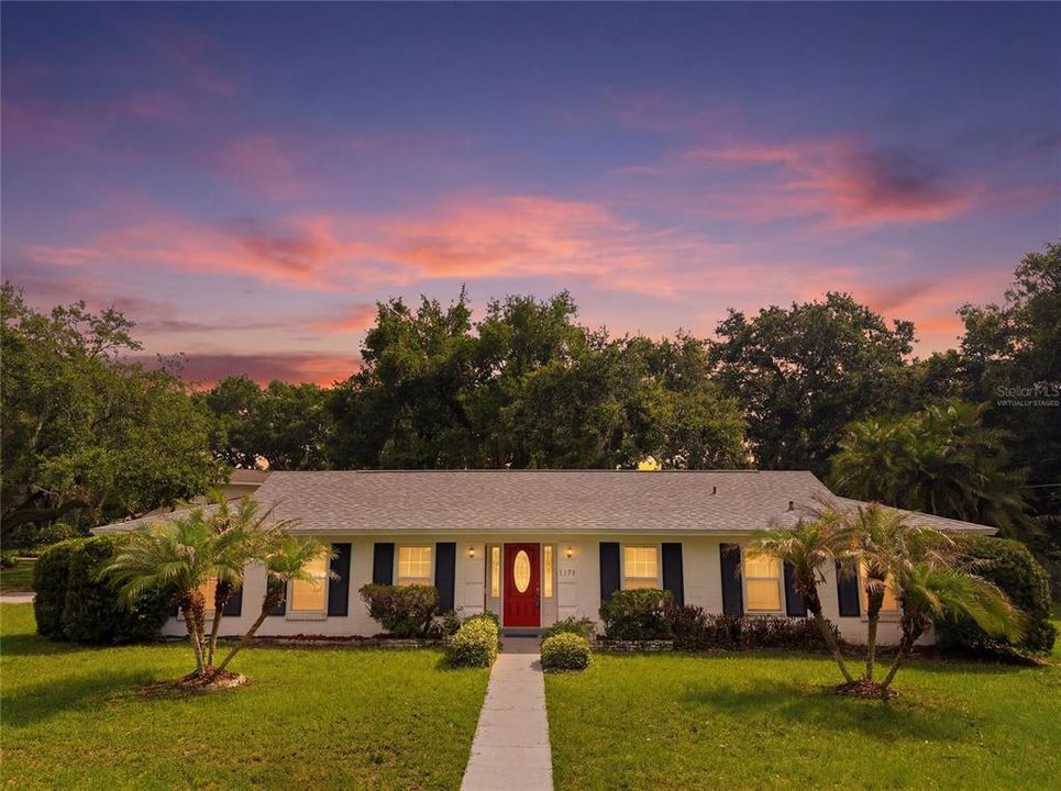 For Sale: $370,000 (4 beds, 2 baths, 1771 Square Feet)