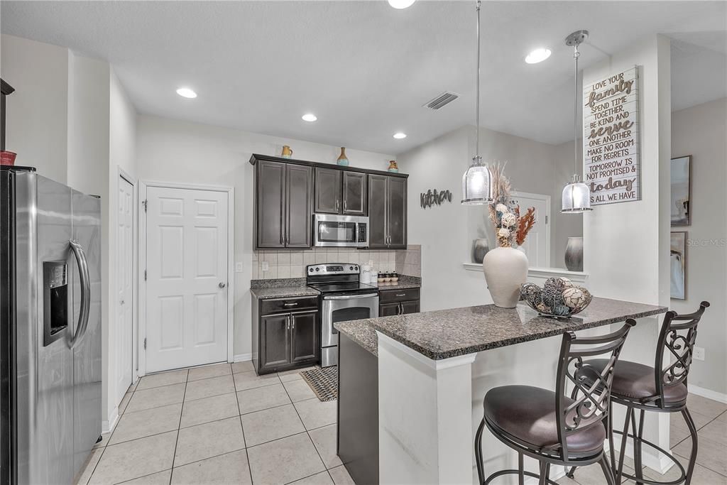 For Sale: $249,000 (3 beds, 2 baths, 1375 Square Feet)