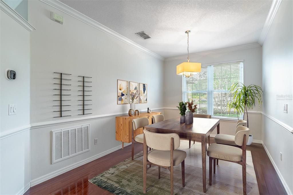 For Sale: $520,000 (3 beds, 2 baths, 1558 Square Feet)