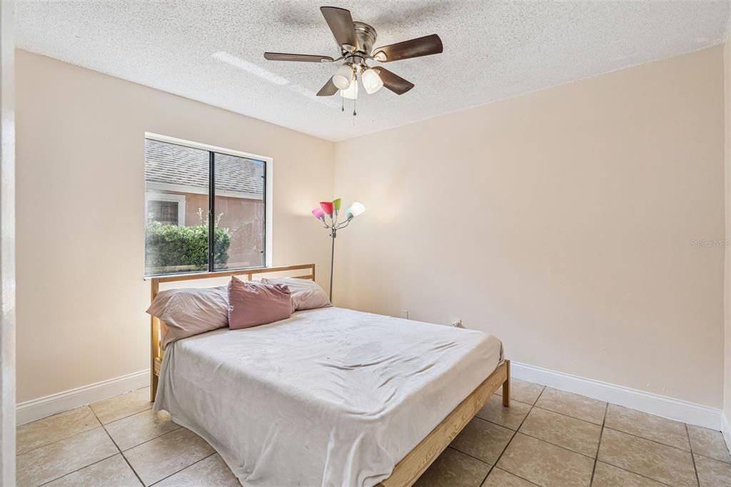 Active With Contract: $285,000 (3 beds, 2 baths, 1293 Square Feet)
