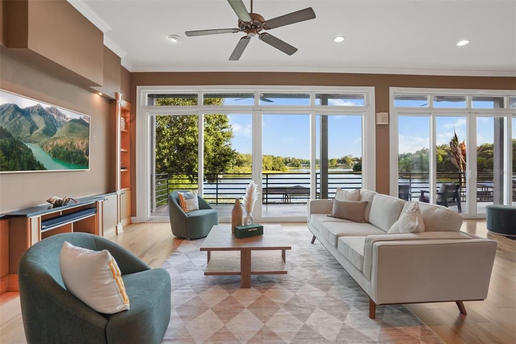 For Sale: $3,100,000 (6 beds, 4 baths, 5355 Square Feet)