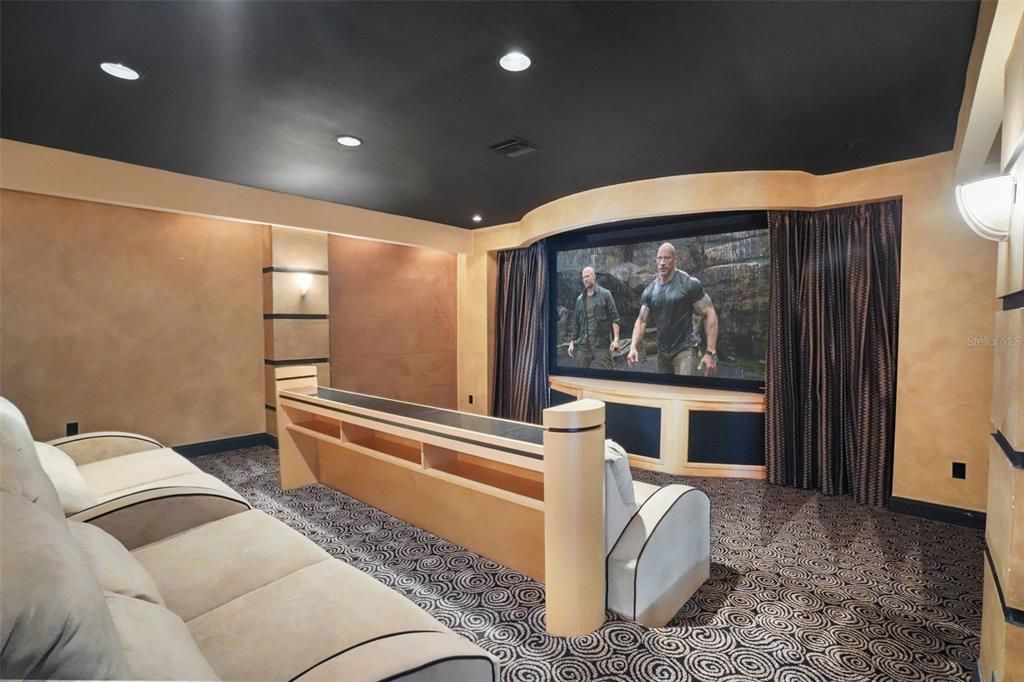 For Sale: $3,100,000 (6 beds, 4 baths, 5355 Square Feet)