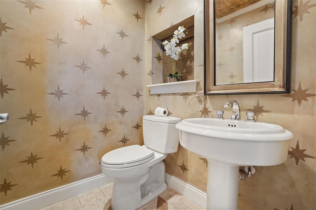 For Sale: $3,100,000 (6 beds, 4 baths, 5355 Square Feet)