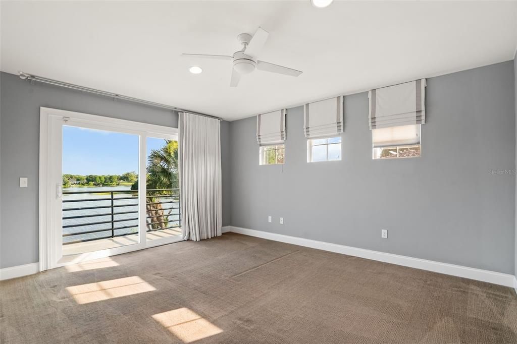 For Sale: $3,100,000 (6 beds, 4 baths, 5355 Square Feet)