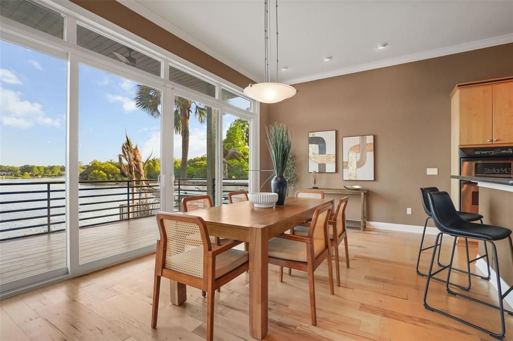 For Sale: $3,100,000 (6 beds, 4 baths, 5355 Square Feet)