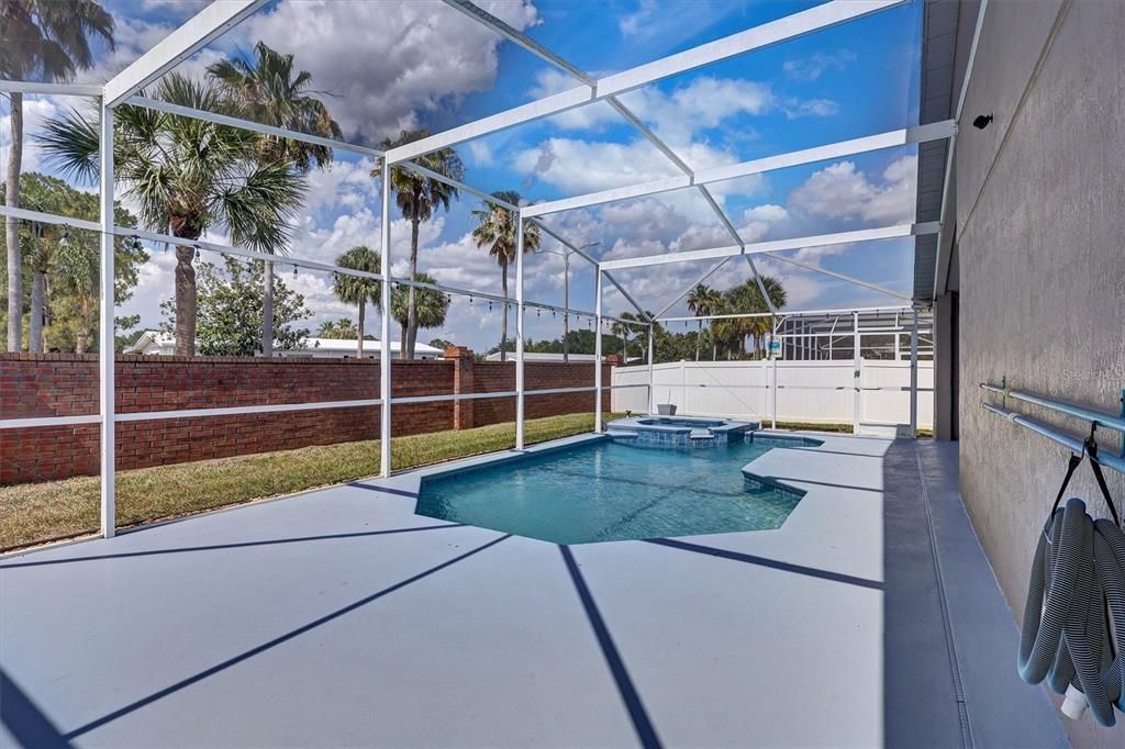 En Venta: $387,000 (4 camas, 2 baños, 1502 Pies cuadrados)