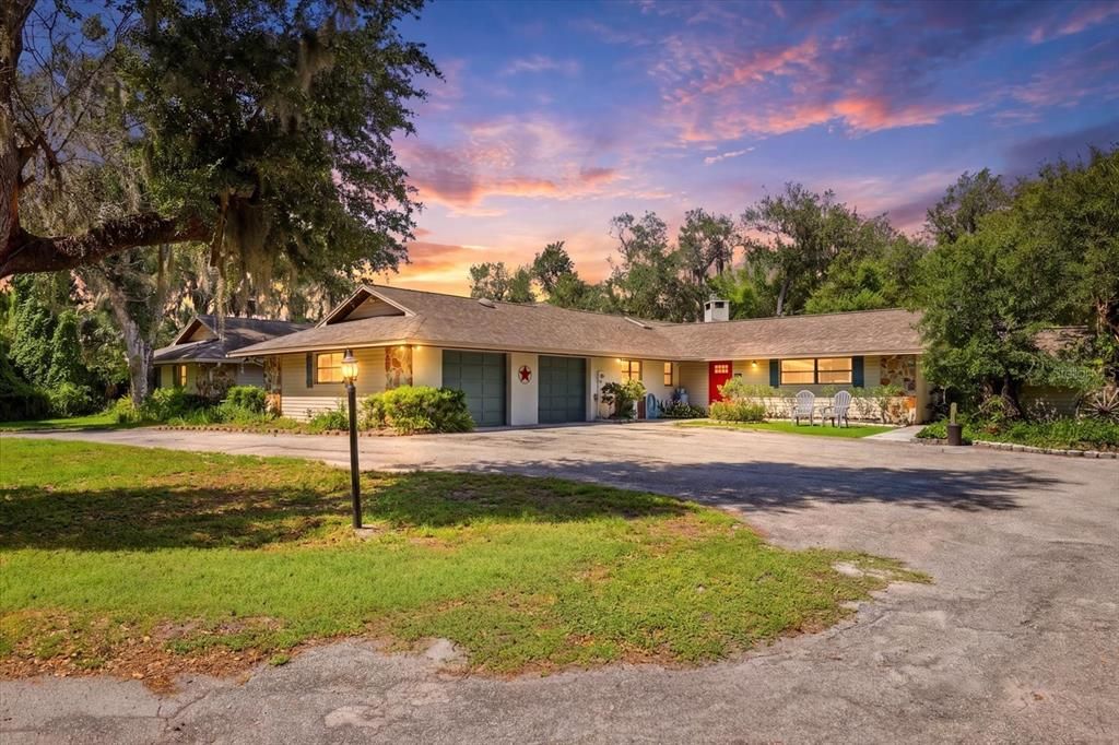 For Sale: $1,158,000 (4 beds, 3 baths, 3805 Square Feet)