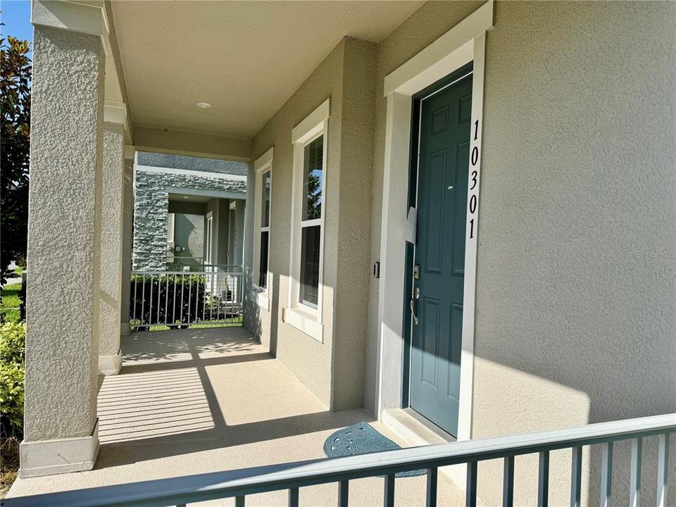 For Sale: $530,000 (3 beds, 2 baths, 2078 Square Feet)