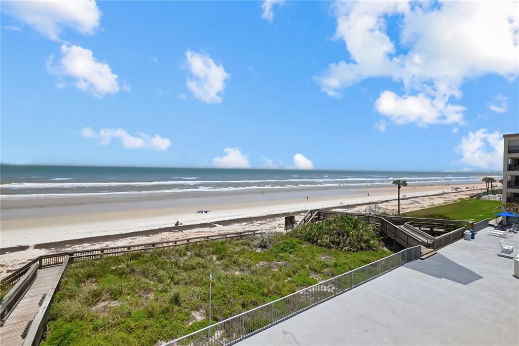 For Sale: $559,000 (2 beds, 2 baths, 1213 Square Feet)
