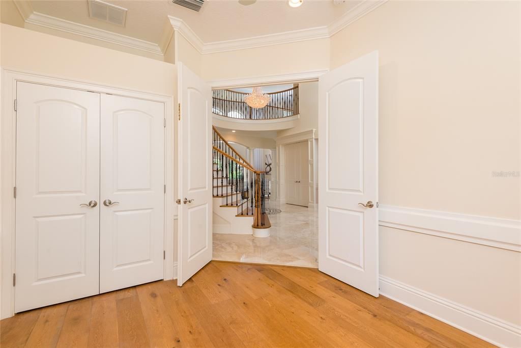 For Sale: $3,000,000 (5 beds, 3 baths, 5446 Square Feet)