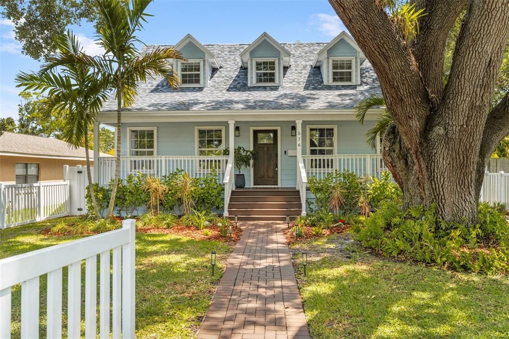For Sale: $1,300,000 (4 beds, 3 baths, 2741 Square Feet)