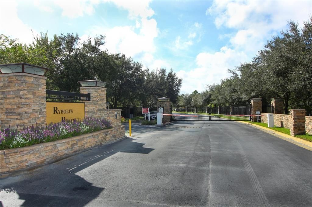 For Sale: $465,000 (4 beds, 2 baths, 2253 Square Feet)
