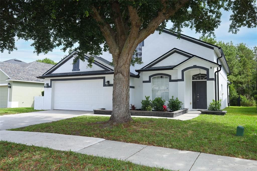 For Sale: $465,000 (4 beds, 2 baths, 2253 Square Feet)
