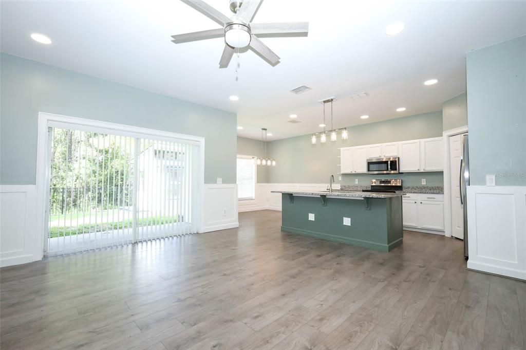 For Sale: $465,000 (4 beds, 2 baths, 2253 Square Feet)