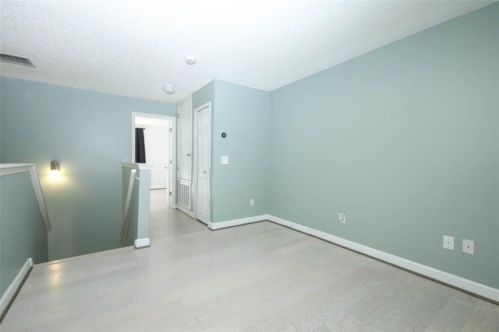 For Sale: $465,000 (4 beds, 2 baths, 2253 Square Feet)