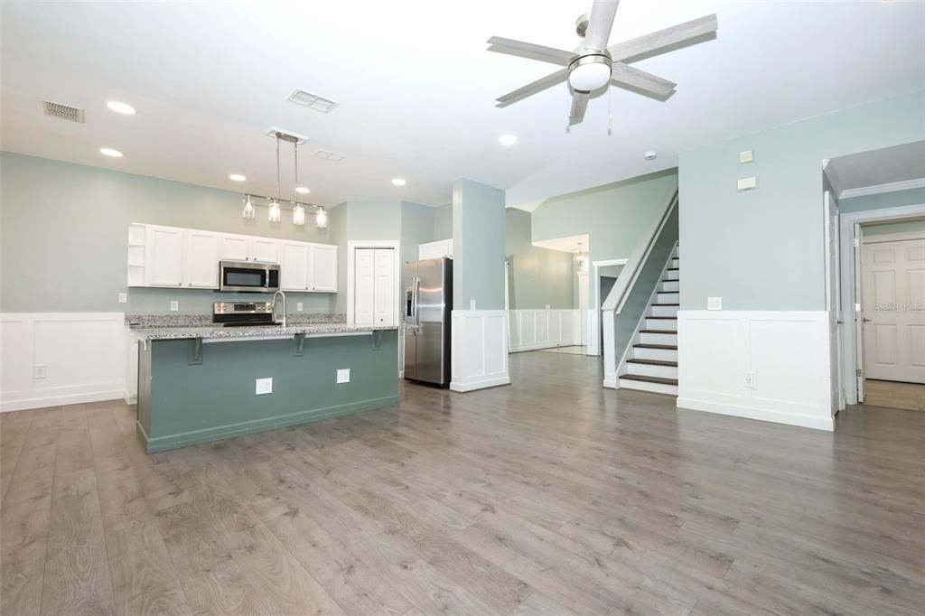 For Sale: $465,000 (4 beds, 2 baths, 2253 Square Feet)