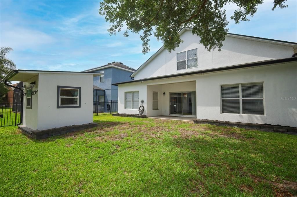 For Sale: $465,000 (4 beds, 2 baths, 2253 Square Feet)