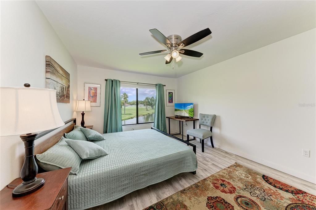 For Sale: $270,000 (2 beds, 2 baths, 1284 Square Feet)