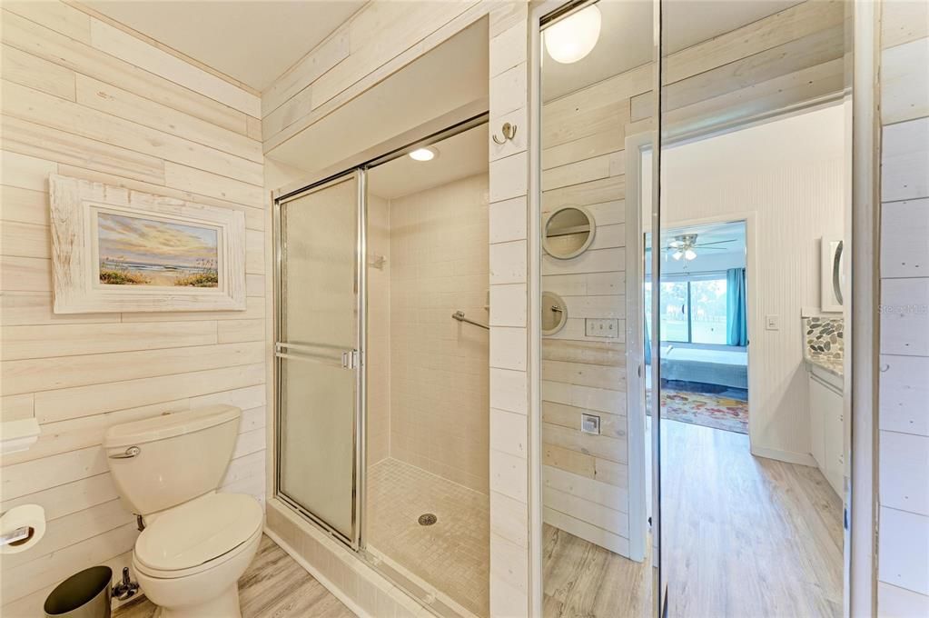For Sale: $270,000 (2 beds, 2 baths, 1284 Square Feet)