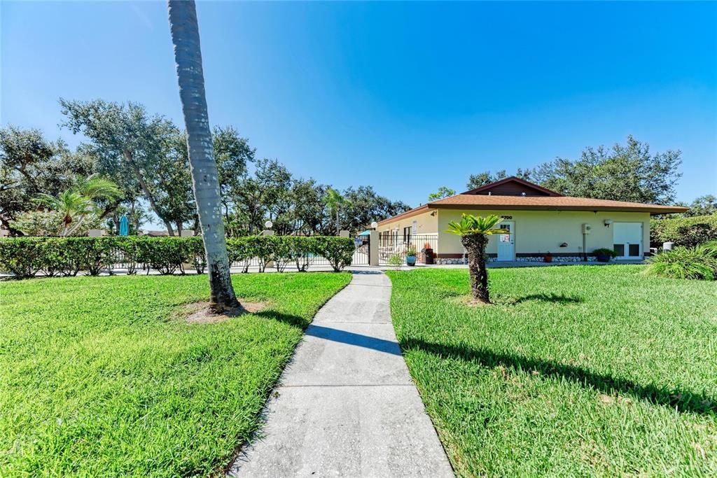 For Sale: $270,000 (2 beds, 2 baths, 1284 Square Feet)