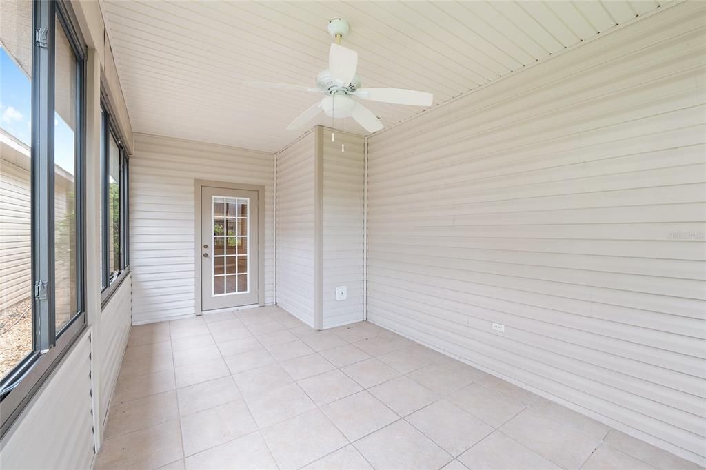 Activo con contrato: $265,000 (3 camas, 2 baños, 1514 Pies cuadrados)