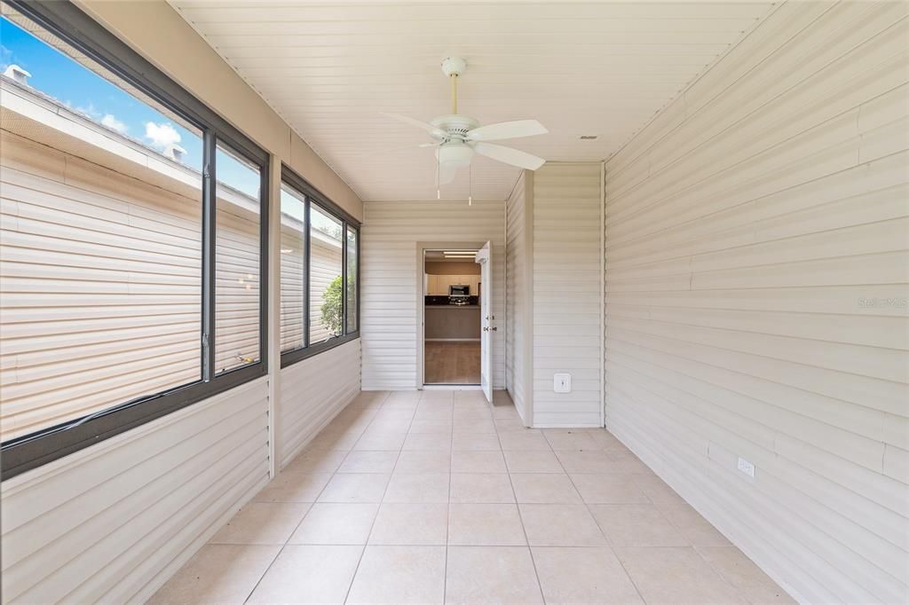 Activo con contrato: $265,000 (3 camas, 2 baños, 1514 Pies cuadrados)