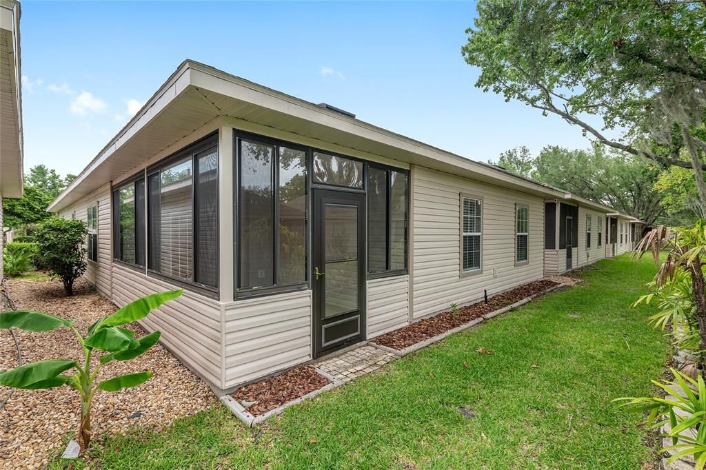 Activo con contrato: $265,000 (3 camas, 2 baños, 1514 Pies cuadrados)