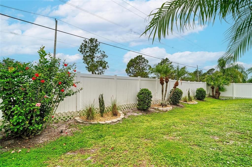 For Sale: $569,000 (3 beds, 2 baths, 2148 Square Feet)