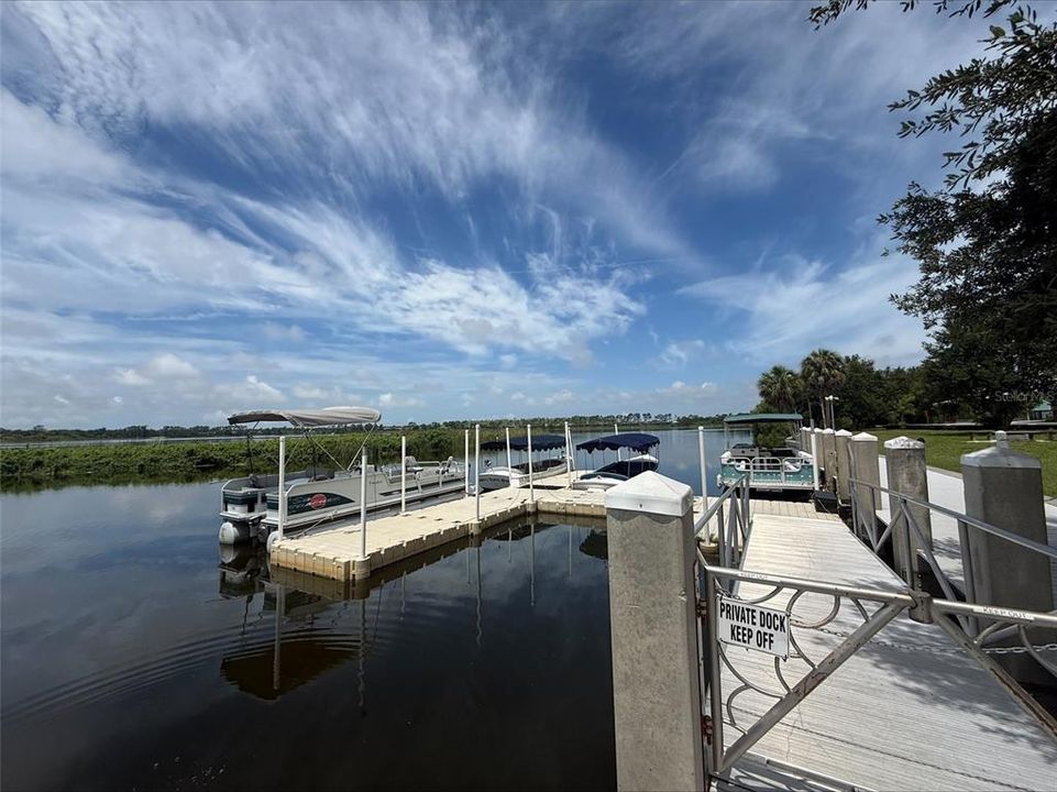 For Sale: $569,000 (3 beds, 2 baths, 2148 Square Feet)