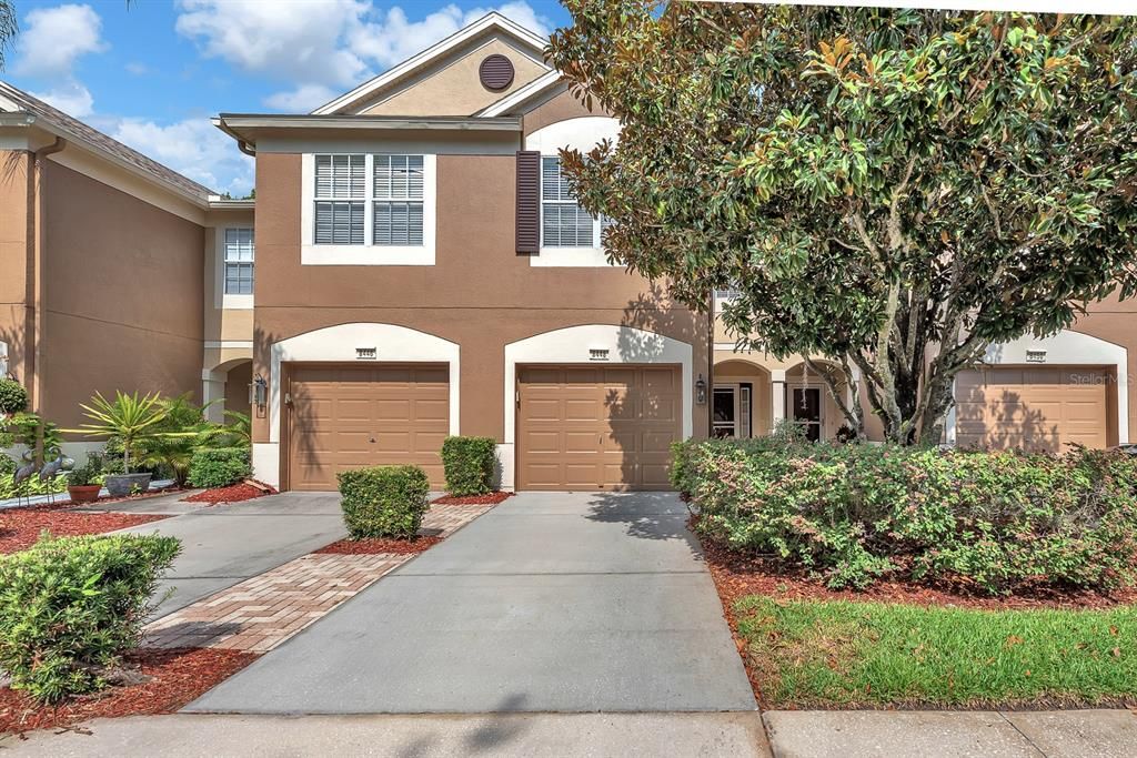 For Sale: $325,000 (3 beds, 2 baths, 1625 Square Feet)