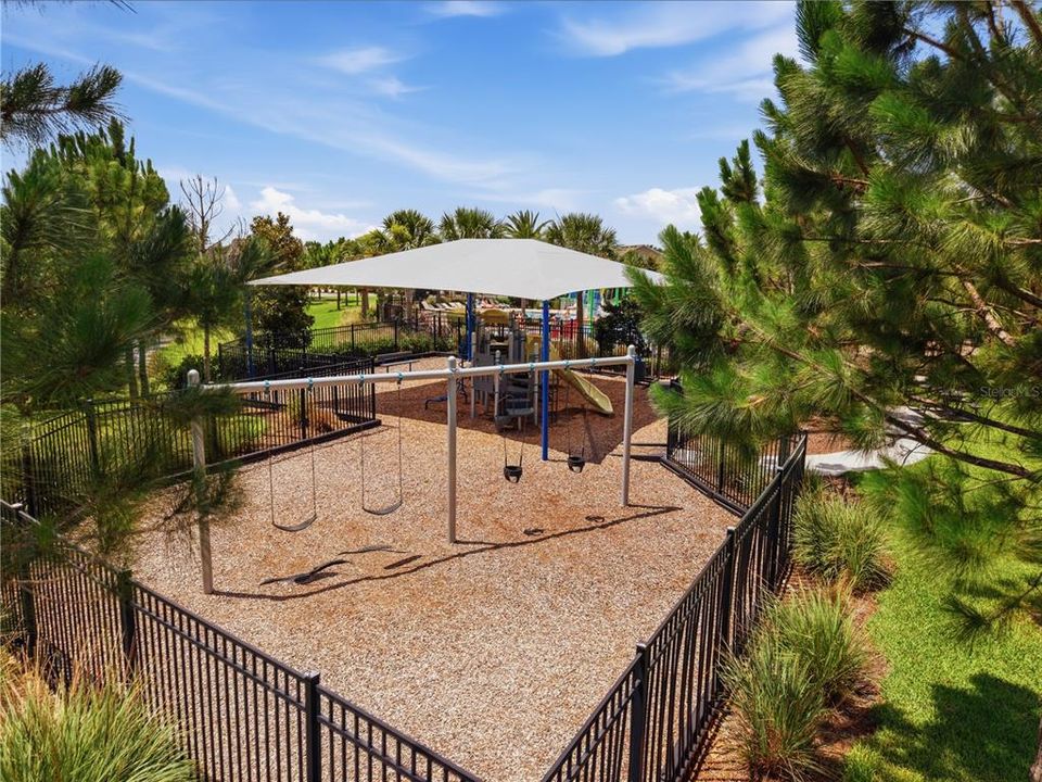 For Sale: $500,000 (4 beds, 2 baths, 1910 Square Feet)