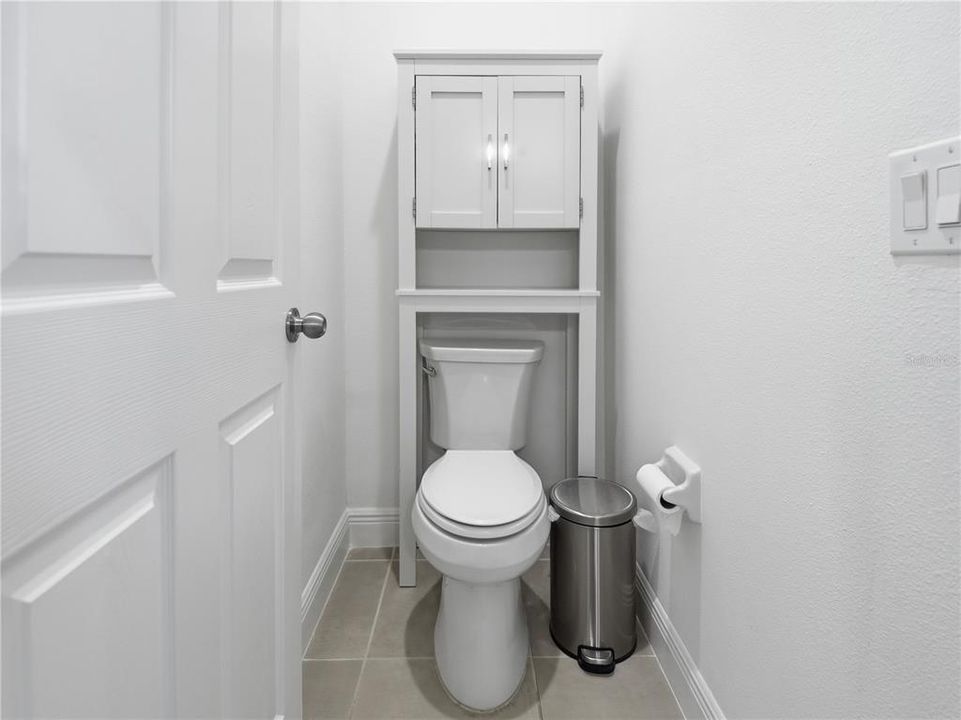 For Sale: $500,000 (4 beds, 2 baths, 1910 Square Feet)