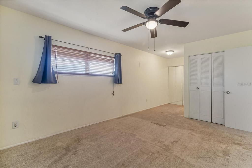 For Rent: $1,600 (3 beds, 1 baths, 1399 Square Feet)