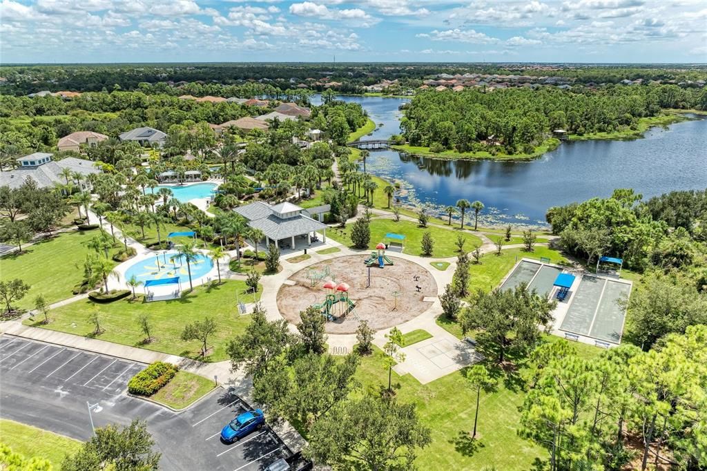 На продажу: $995,000 (4 спален, 3 ванн, 2902 Квадратных фут)