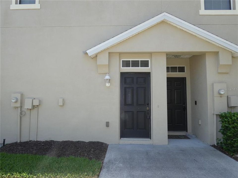 : $1,850 (2 beds, 2 baths, 1018 Square Feet)