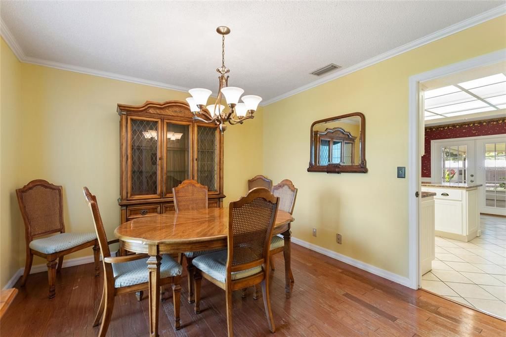 Active With Contract: $495,000 (3 beds, 2 baths, 1760 Square Feet)