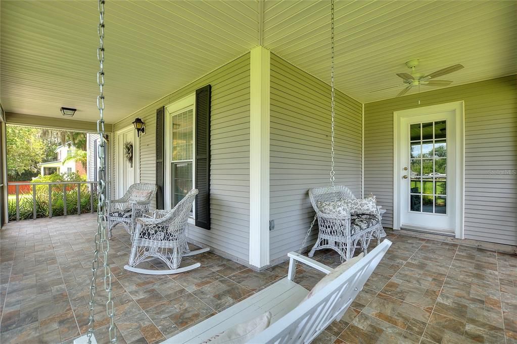 Active With Contract: $495,000 (3 beds, 2 baths, 1760 Square Feet)