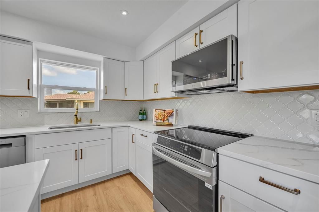 En Venta: $399,999 (3 camas, 2 baños, 1560 Pies cuadrados)