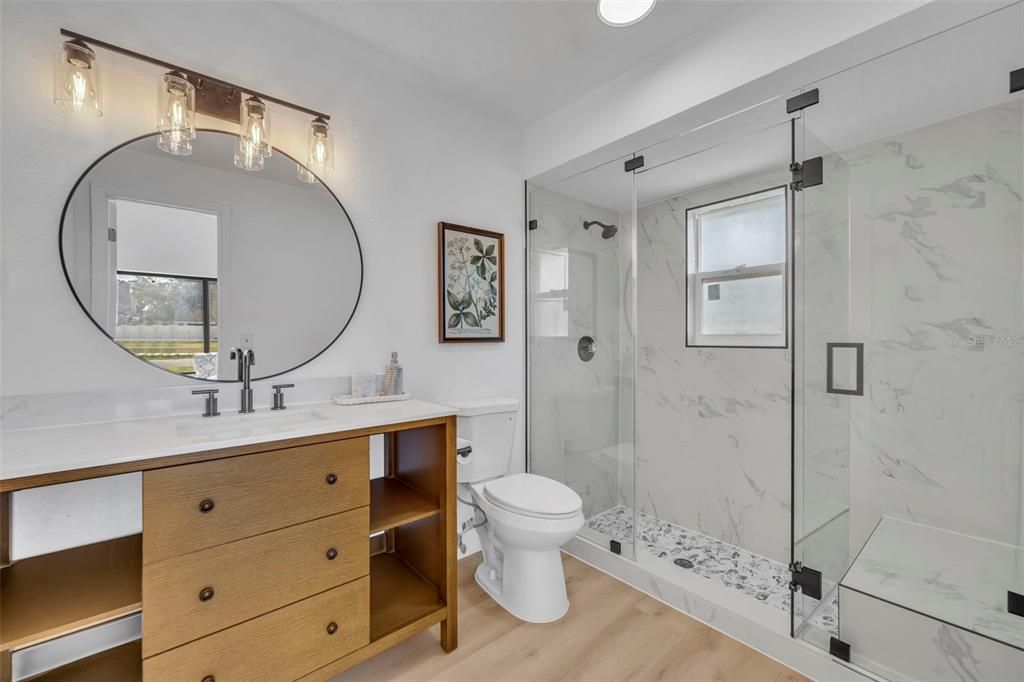 En Venta: $399,999 (3 camas, 2 baños, 1560 Pies cuadrados)