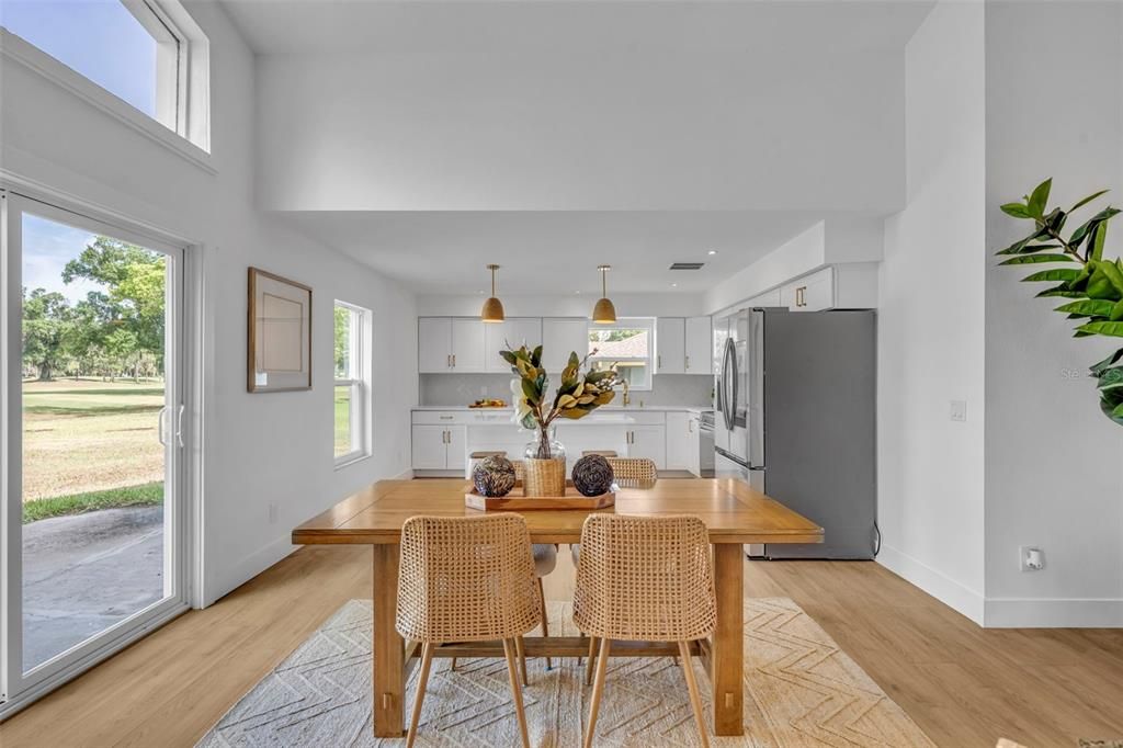En Venta: $399,999 (3 camas, 2 baños, 1560 Pies cuadrados)