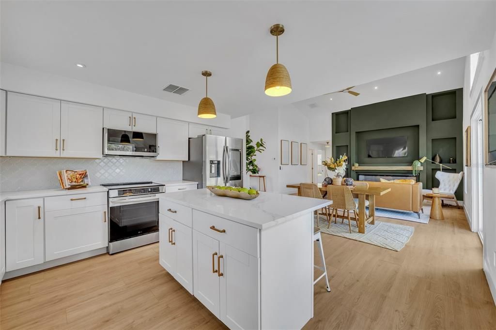 En Venta: $399,999 (3 camas, 2 baños, 1560 Pies cuadrados)