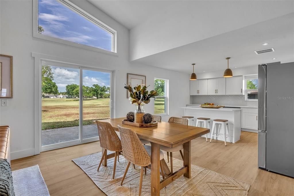 En Venta: $399,999 (3 camas, 2 baños, 1560 Pies cuadrados)