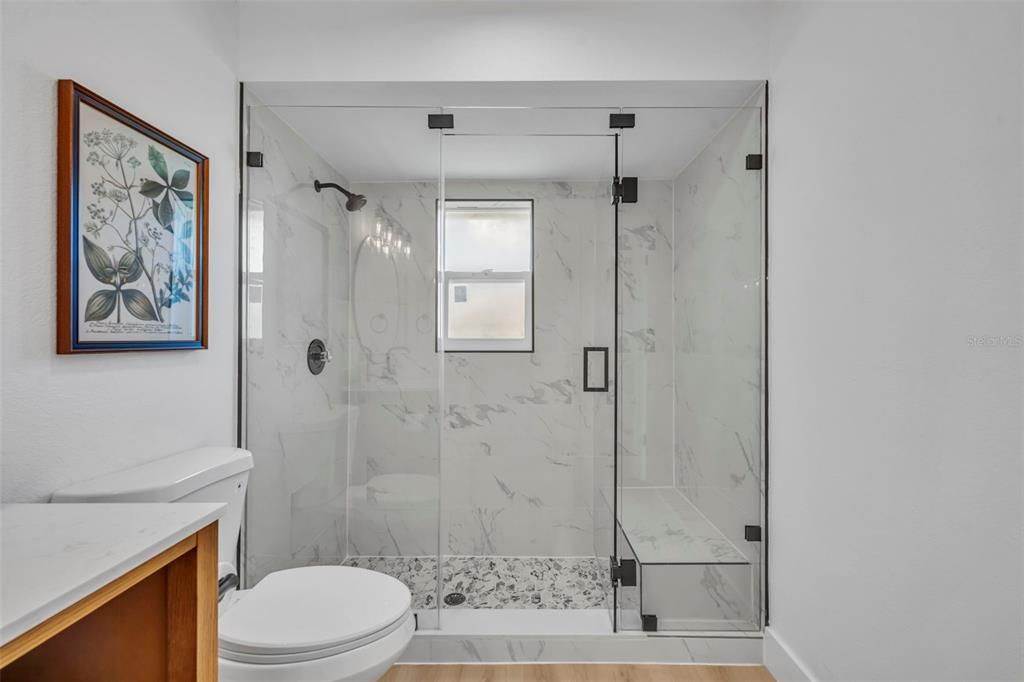 En Venta: $399,999 (3 camas, 2 baños, 1560 Pies cuadrados)