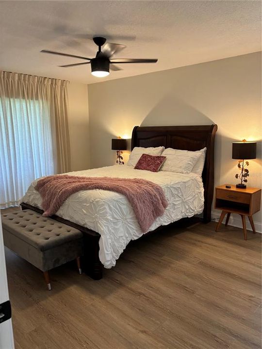 En Venta: $469,900 (3 camas, 2 baños, 1885 Pies cuadrados)
