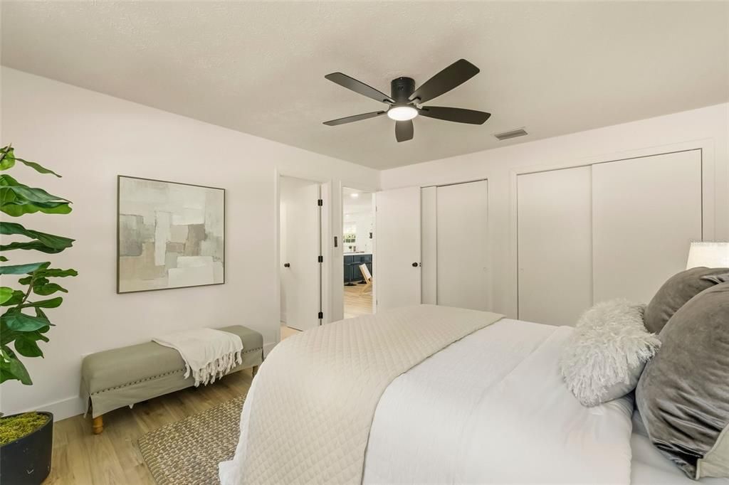 For Sale: $599,999 (3 beds, 3 baths, 1812 Square Feet)