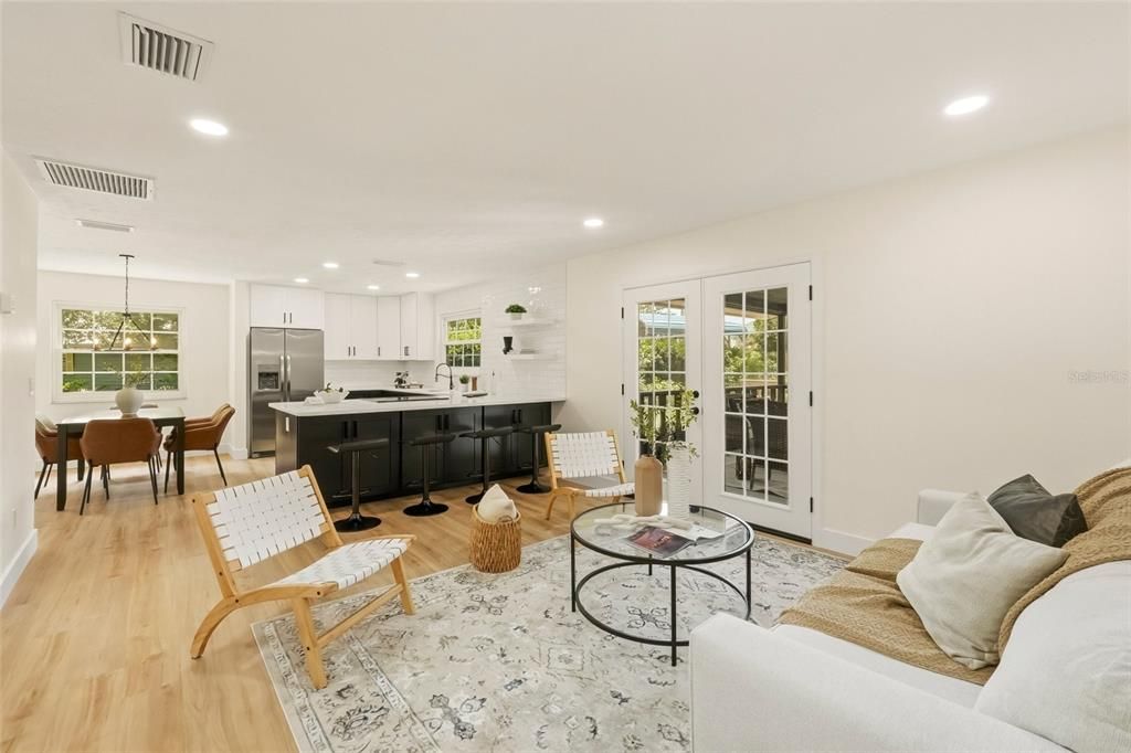 For Sale: $599,999 (3 beds, 3 baths, 1812 Square Feet)